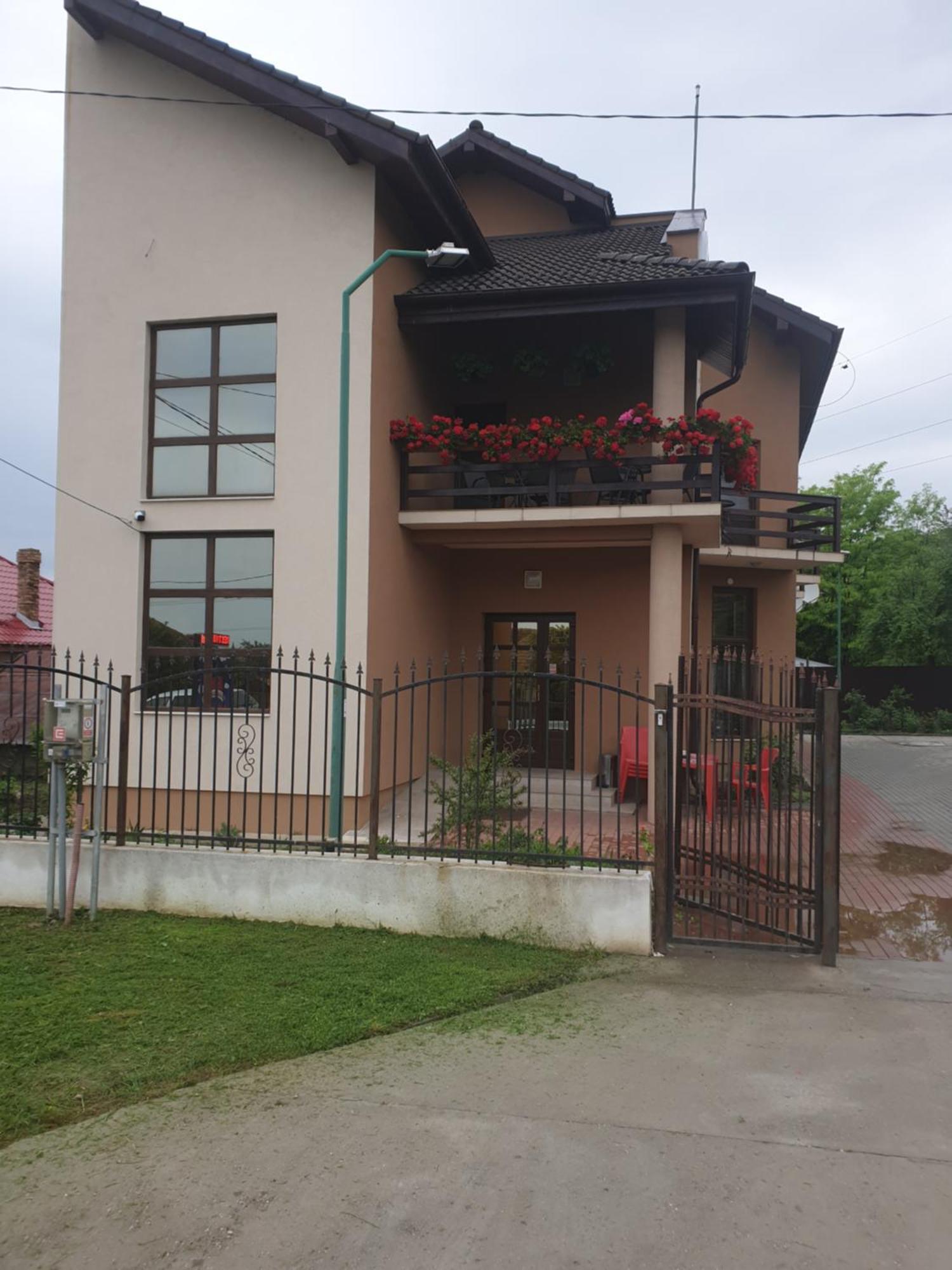 Pensiunea Casa Soarelui Simian Exterior photo
