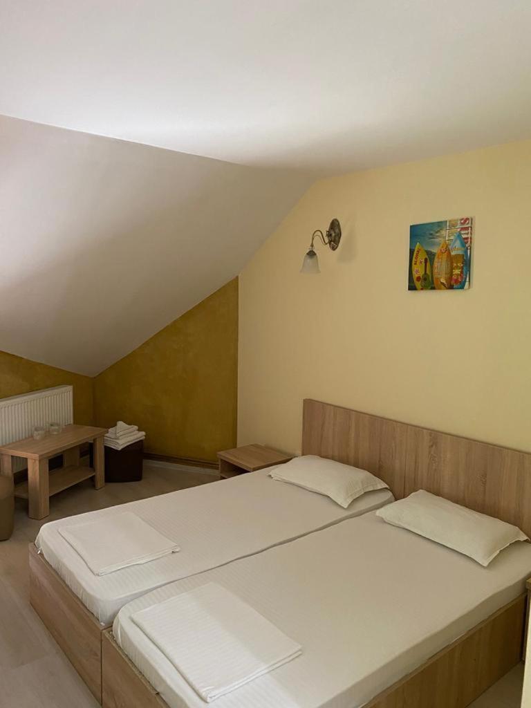 Pensiunea Casa Soarelui Simian Room photo